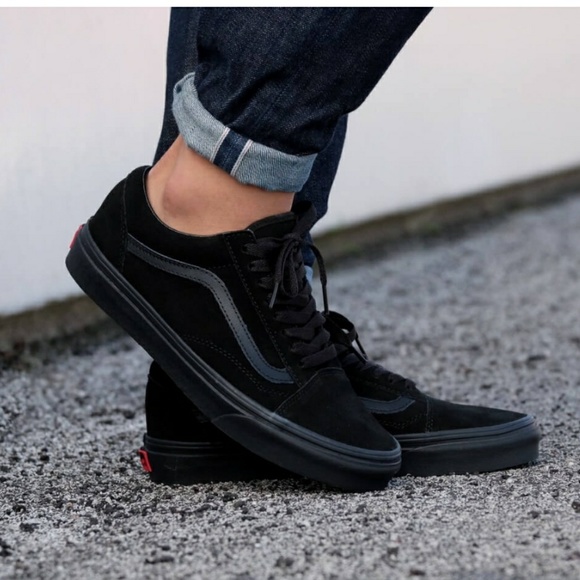 Vans - Picture 1 of 2